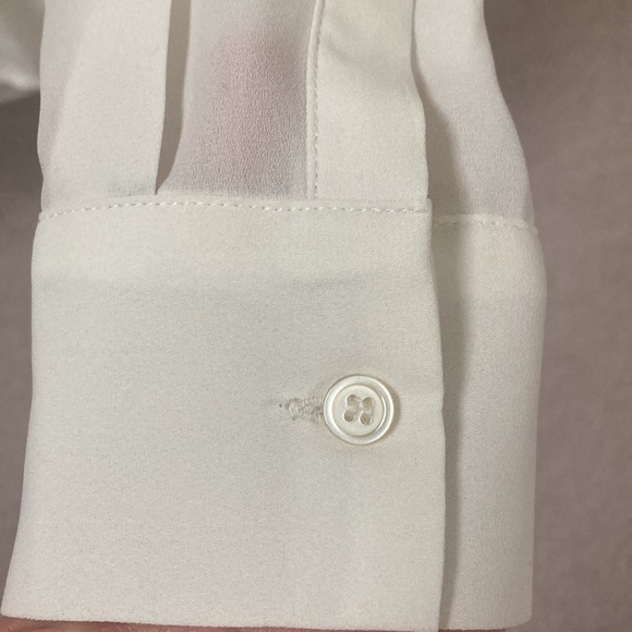 EUC white blouse - Picture 3 of 3